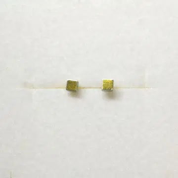 나데시코 스타일 올 퓨어 티타늄 사각형 골드