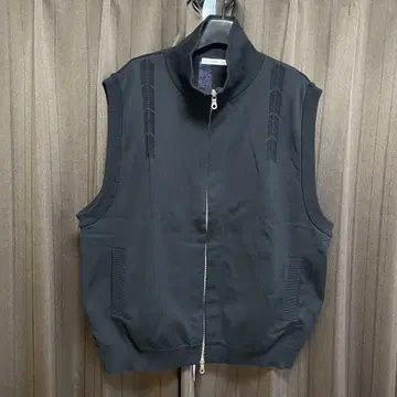 attic 별주 yashiki zip up vest