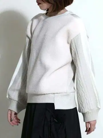 [ 컨디션 최상 ] LASUD 보아 케이블PO 이소재의 풀오버