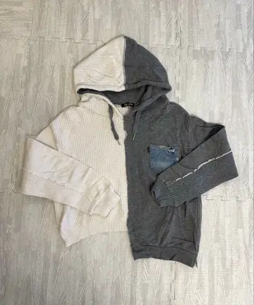 [ 새상품급 ] 하프&하프 디자인 후드 부착 후드티