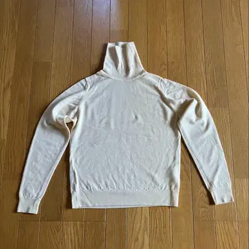 존스메들리 긴팔 니트