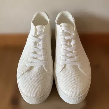 [ 미사용 새상품 ] UNIQLO 화이트 메쉬 스니커즈 26.5cm