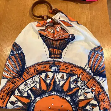 23구 Vingt-trois Arrondissements 백 오렌지