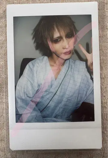 0.1g의 오산 미즈타 마리 씨 폴라로이드