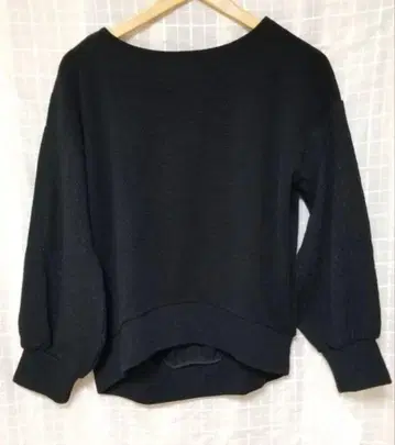 새상품 anana 블랙 니트 스웨터 fior fiore 블랙 긴팔