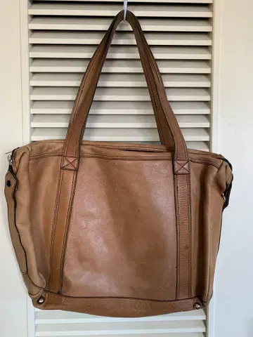 브라운 가죽 토트백