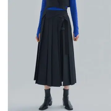 UNITED TOKYO 비지 아트 플리츠 스커트 블랙 무지