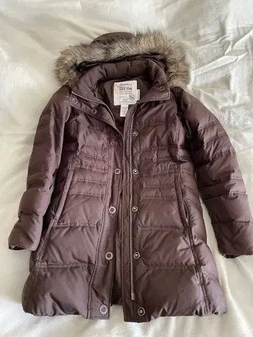 에디바우어 브라운 다운 자켓 후드 부착