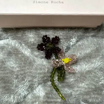 시몬 로샤 Simone Rocha 꽃 귀걸이 귀찌 스와로브스키