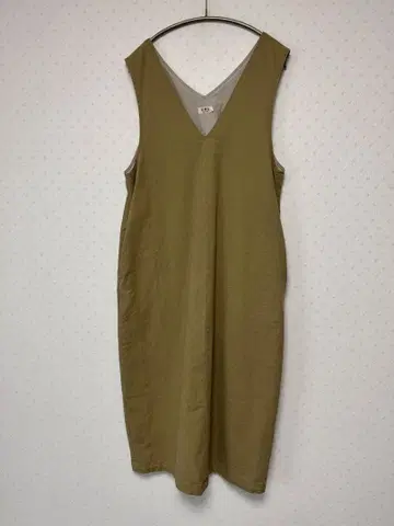 D.M.G 슬리브리스 원피스