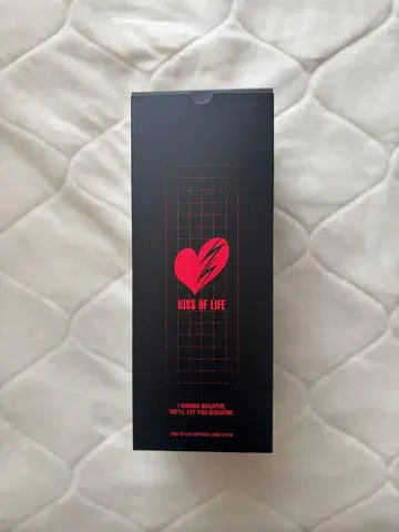 [ 새상품급 ] KISS OF LIFE 응원봉