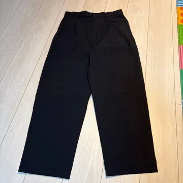 블랙 플리츠 와이드 팬츠