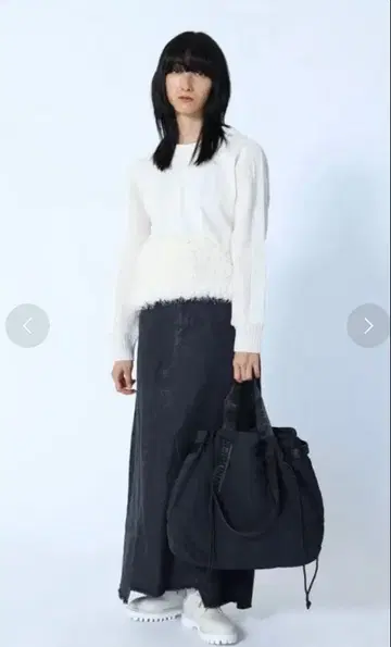 야마다야 화이트 니트 스웨터 긴팔