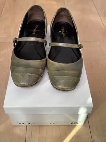 ventare 올리브 그린 플랫슈즈