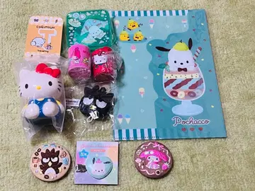 산리오 포차코 헬로키티 마이멜로디 바츠마루 코기뮨 세트