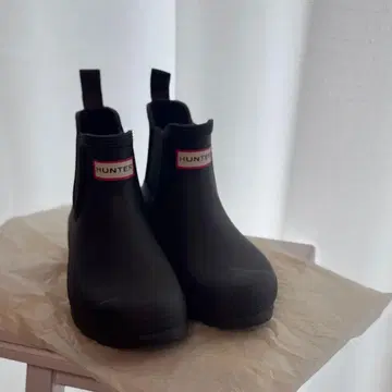 컨디션 최상 헌터 숏 기장 레인부츠 초콜릿 색상