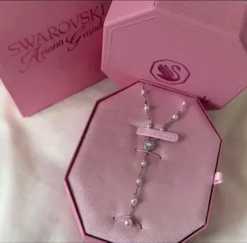 새상품 스와로브스키 아리아나 콜라보 목걸이 펄