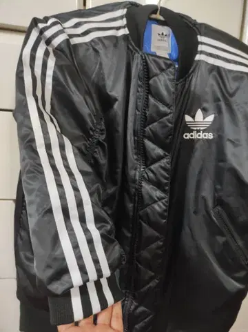 adidas 블랙 다운 자켓 UK S