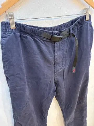 그라미치 네이비 팬츠