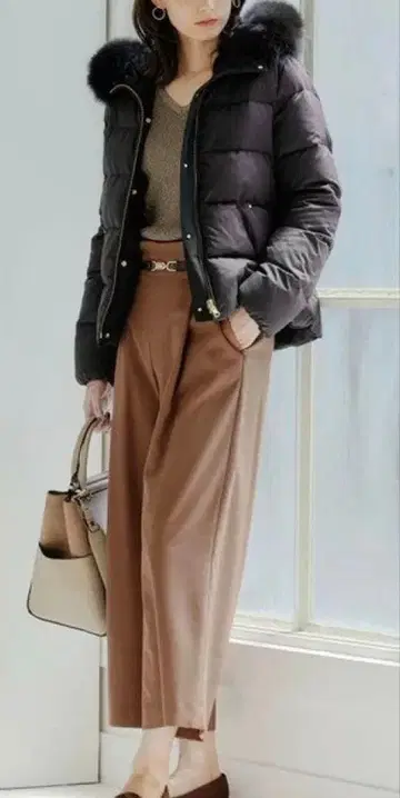 green label relaxing 리버서블 그린 다운