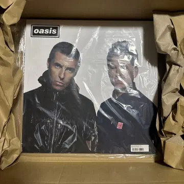 Oasis Live '25 투어 팜플렛 오아시스