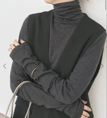 Spick and Span 하이넥 풀오버