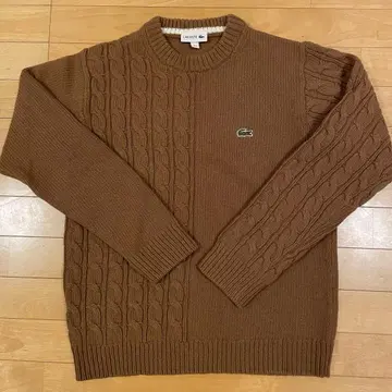 [ 새상품급 ] 라코스테 비대칭 크루넥 니트 스웨터 브라운 M 사이즈