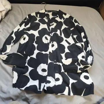 marimekko 플라워 프린트 긴팔 셔츠 34
