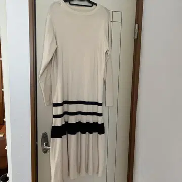 &.NOSTALGIA 니트 롱 원피스