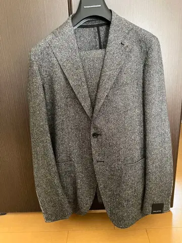 새상품 딸리아또레 dakar 셋업 수트 44