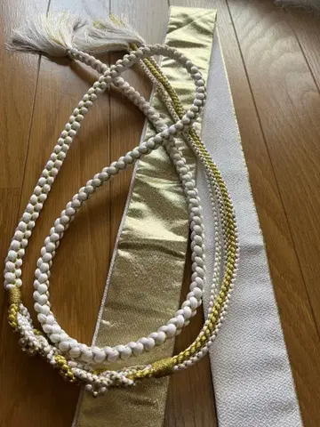 흰금 허리띠 펄 장식 포함 금 레이어트 카라 성인식 졸업식 후리소데