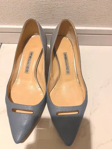 펠리코 로우힐 펌프스 37