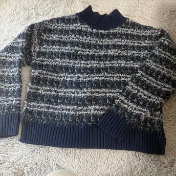 UNITED ARROWS 네이비 스트라이프 니트