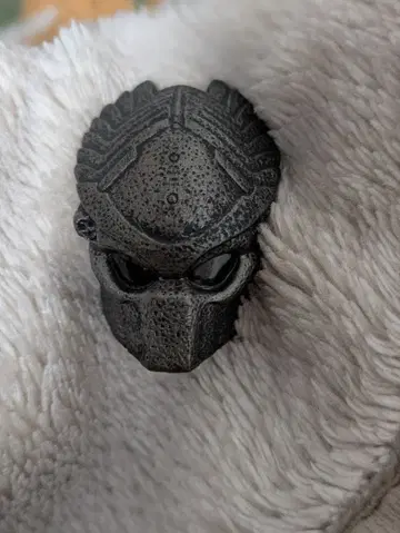 프레데터 마스크