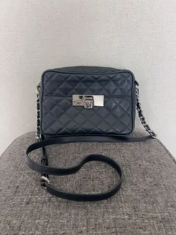 퀼팅 가죽 숄더백