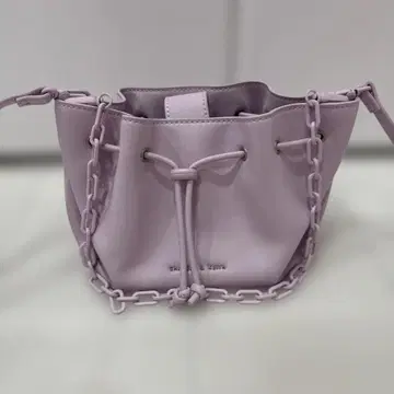 찰스 앤 키스 숄더백