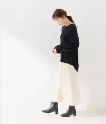 슬로브 이에나 니트