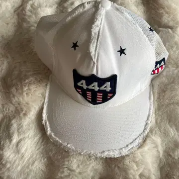 요시노리 코타케 화이트 캡 444 자수 디자인