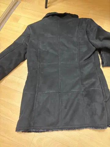 INDIVI 블랙 무스탕풍 코트 38