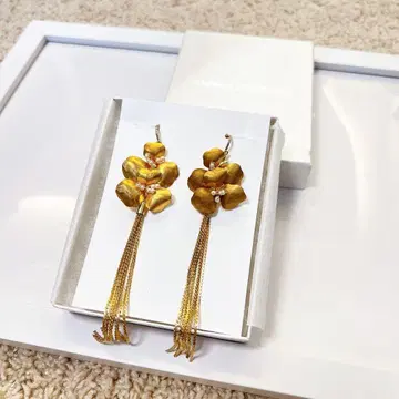 ANNAN WEDDING 플라워 모티브 귀찌