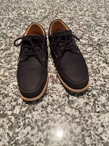 가죽 캐주얼 슈즈