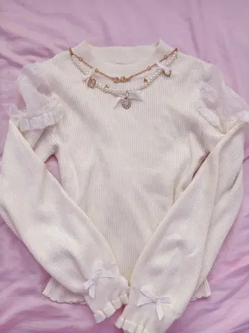 LIZLISA 목걸이 포함 리브 니트탑