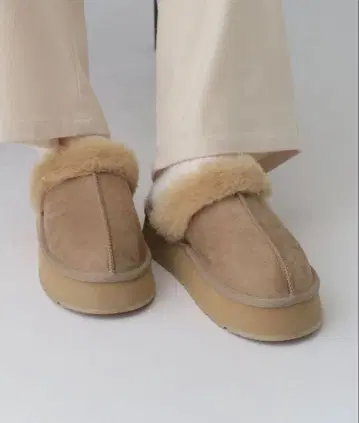 LEPSIM 페이크 무스탕 통굽 사보