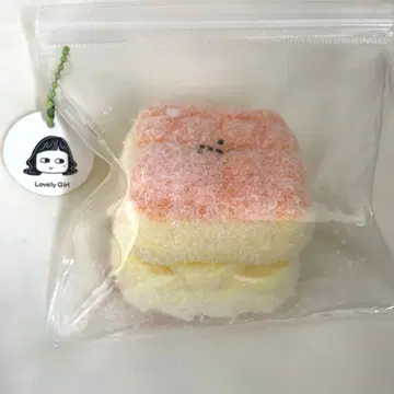 푹신푹신 빵 가루 묻은 스퀴즈 Ladodo