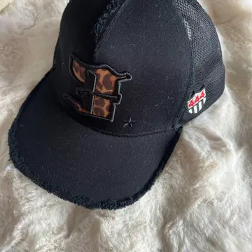 요시노리 코타케 레오파드 무늬 로고 블랙 캡 택 포함