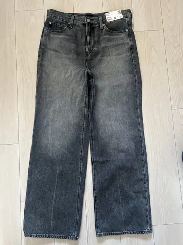 [ 새상품 ] 유니클로/와이드 스트레이트 청바지 GRAY 28