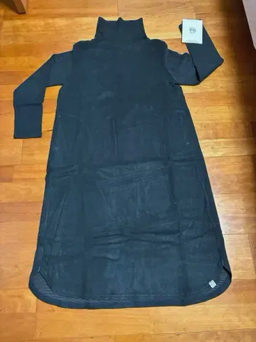 [ 새상품 ] 시로야 이치간 터틀 롱 원피스 S~M 사이즈