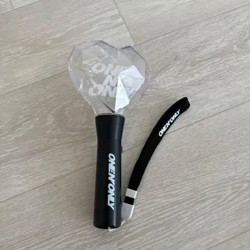 ONE N' ONLY 응원봉 #004 하트형