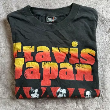 TravisJapan 왈츠 셔츠