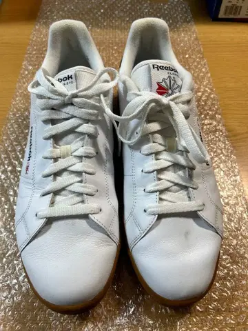 Reebok 스니커즈
